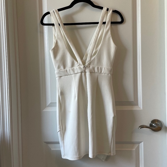 Blue Blush Dresses & Skirts - Blue Blush White Layered Mini Dress